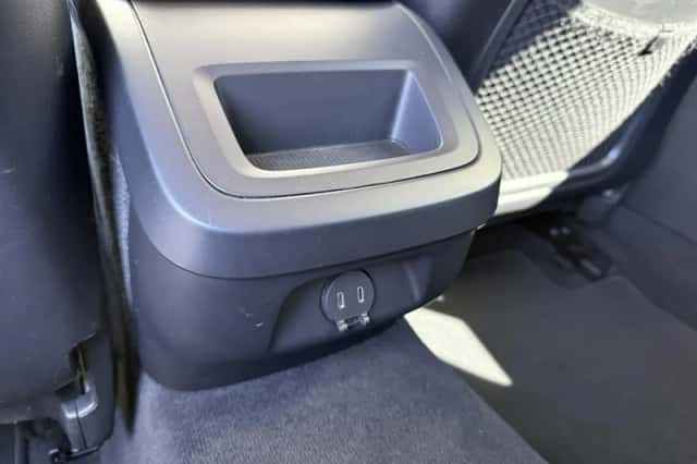 Volvo V60 (2022) thumbnail 9