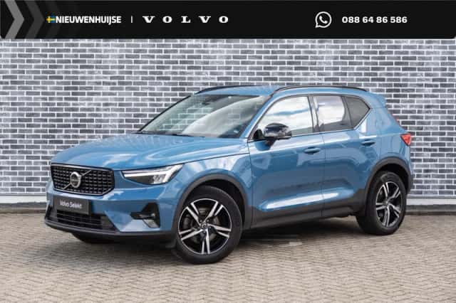 Volvo XC40 (2023) thumbnail 1