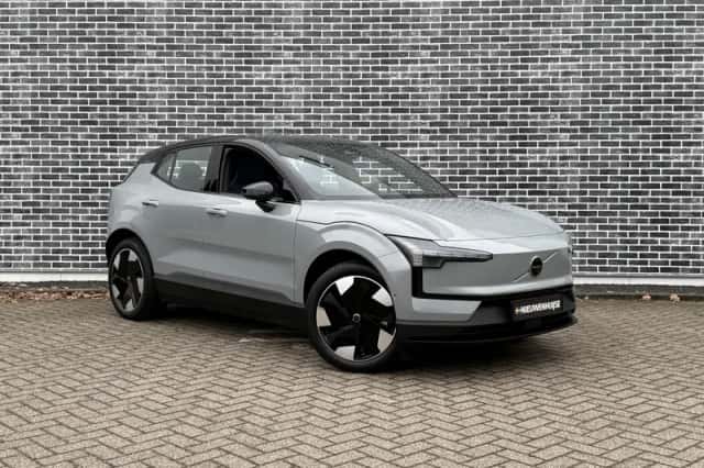 Volvo EX30 (2024) thumbnail 13