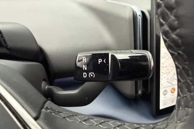 Volvo EX30 (2024) thumbnail 21