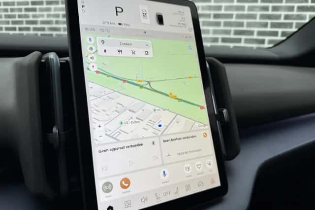 Volvo EX30 (2024) thumbnail 25