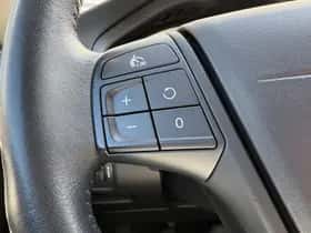 Volvo V40 thumbnail 13