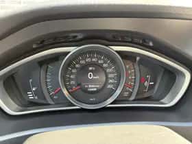 Volvo V40 thumbnail 9