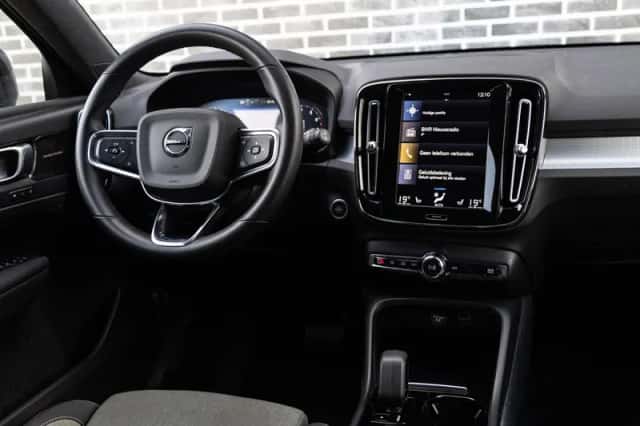 Volvo XC40 (2022) thumbnail 6