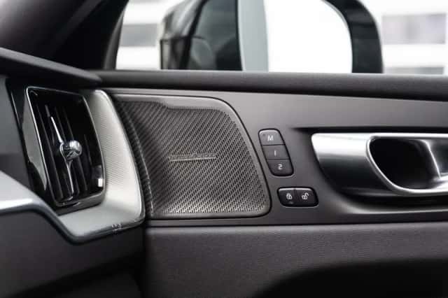 Volvo XC60 (2025) thumbnail 34