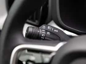 Volvo XC60 thumbnail 35