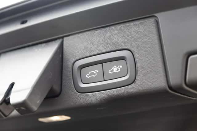 Volvo XC60 (2025) thumbnail 41