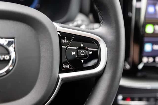 Volvo XC60 (2025) thumbnail 10
