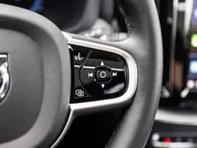 Volvo XC60 thumbnail 10