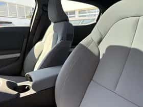 Polestar 2 thumbnail 12