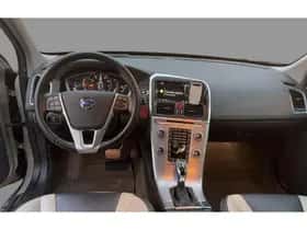 Volvo XC60 thumbnail 2