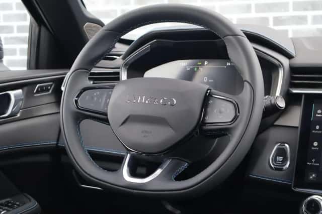 Lynk & Co 01 (2023) thumbnail 12