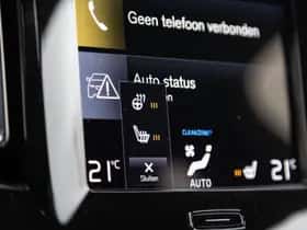 Volvo XC40 (2021) thumbnail 25