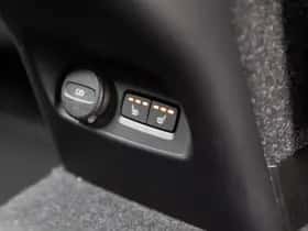 Volvo XC40 (2021) thumbnail 31