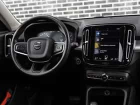 Volvo XC40 (2021) thumbnail 6