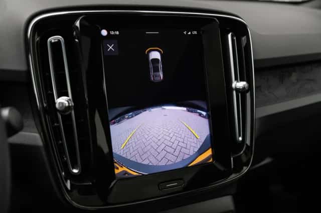 Volvo C40 (2023) thumbnail 12