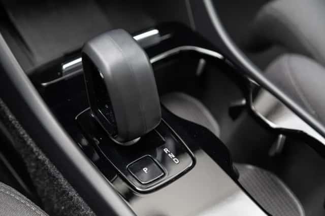 Volvo C40 (2023) thumbnail 15