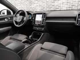Volvo C40 (2023) thumbnail 3