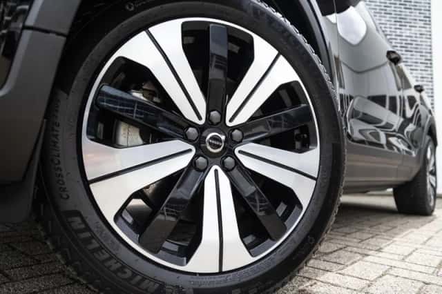 Volvo C40 (2023) thumbnail 30