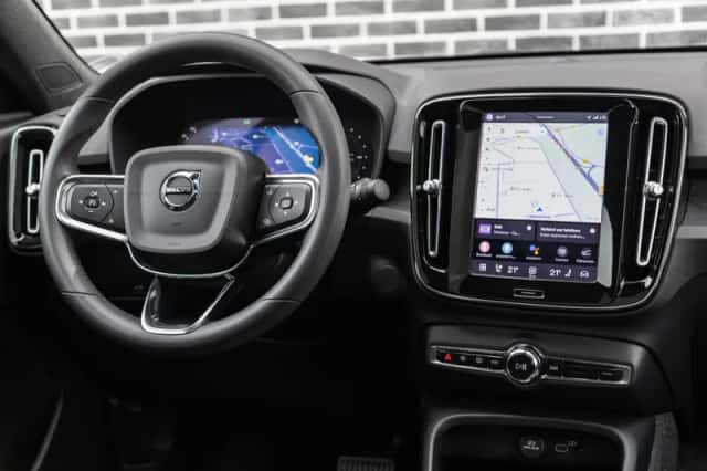 Volvo C40 (2023) thumbnail 35