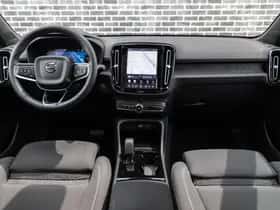 Volvo C40 (2023) thumbnail 9