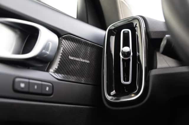 Volvo XC40 (2022) thumbnail 22