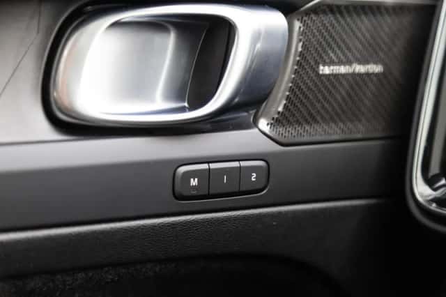 Volvo XC40 (2022) thumbnail 23