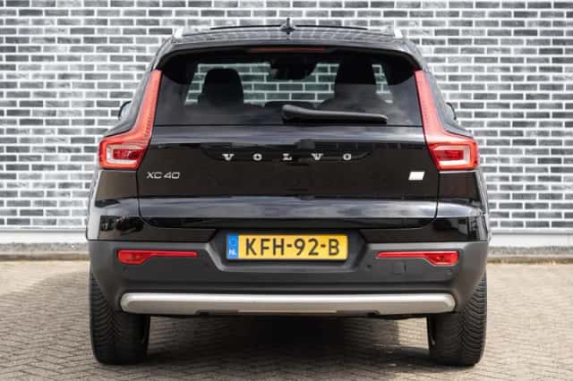 Volvo XC40 (2022) thumbnail 25