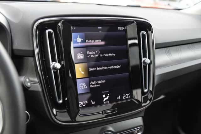 Volvo XC40 (2022) thumbnail 10