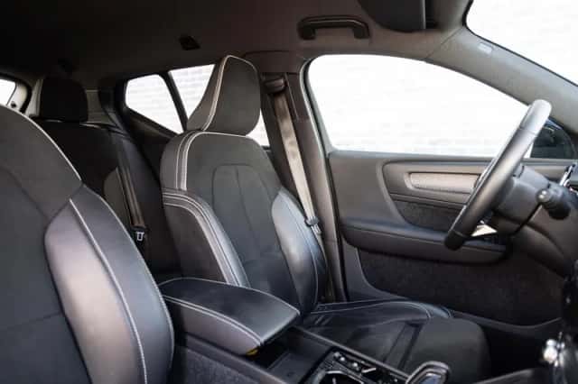 Volvo XC40 (2021) thumbnail 5
