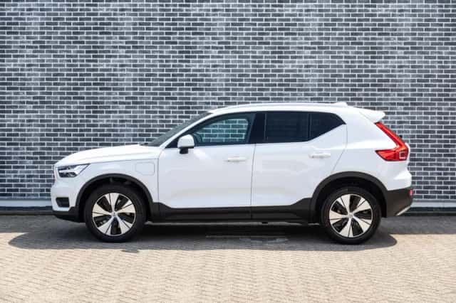 Volvo XC40 (2022) thumbnail 5