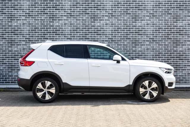 Volvo XC40 (2022) thumbnail 6
