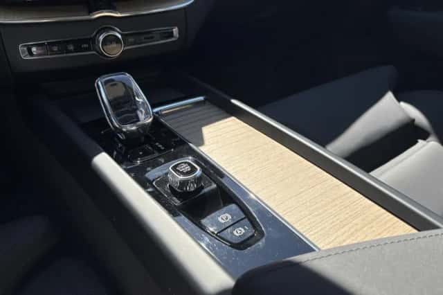 Volvo XC60 (2025) thumbnail 29