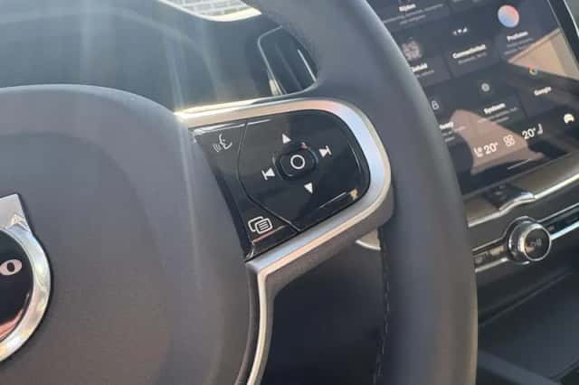 Volvo XC60 (2025) thumbnail 31