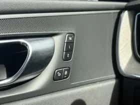 Volvo XC60 thumbnail 17