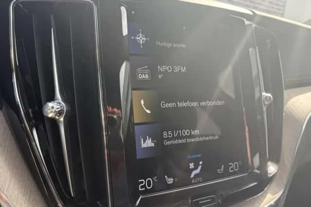 Volvo XC60 (2021) thumbnail 21