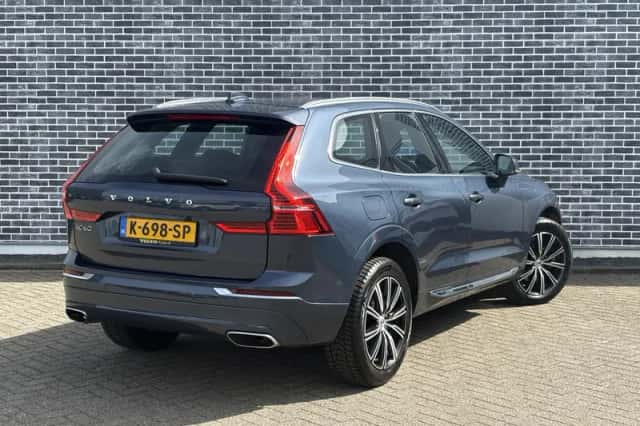 Volvo XC60 (2021) thumbnail 8