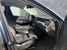 Volvo XC60 thumbnail 8