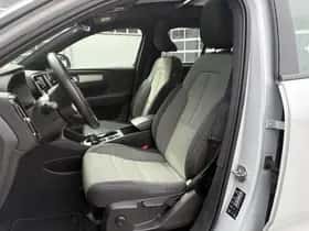 Volvo XC40 thumbnail 13