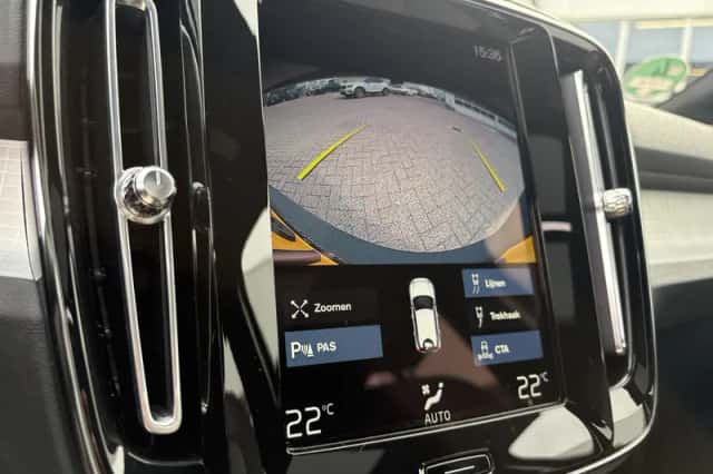 Volvo XC40 (2021) thumbnail 19