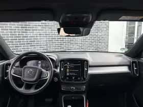 Volvo XC40 thumbnail 25