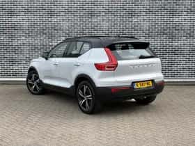 Volvo XC40 thumbnail 6