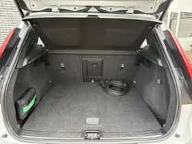 Volvo XC40 thumbnail 9
