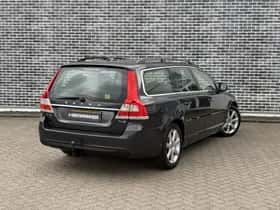 Volvo V70 thumbnail 5