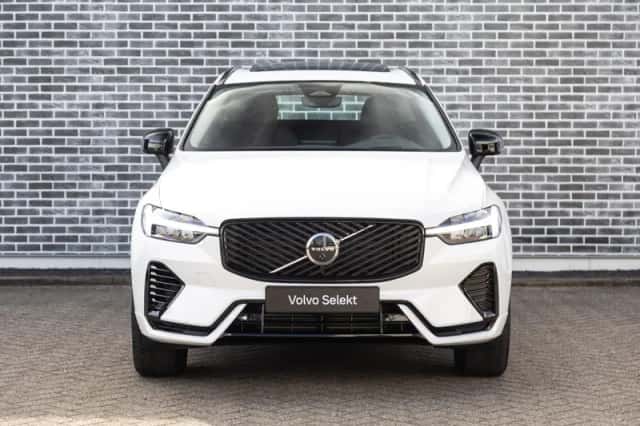Volvo XC60 (2025) thumbnail 5