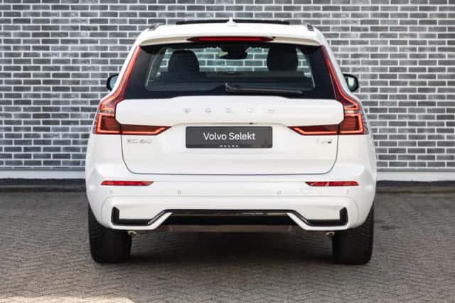 Volvo XC60 (2025) thumbnail 6