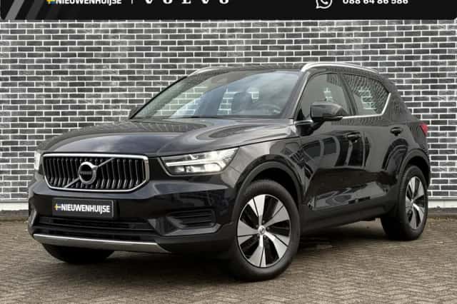 Volvo XC40 (2022) thumbnail 1
