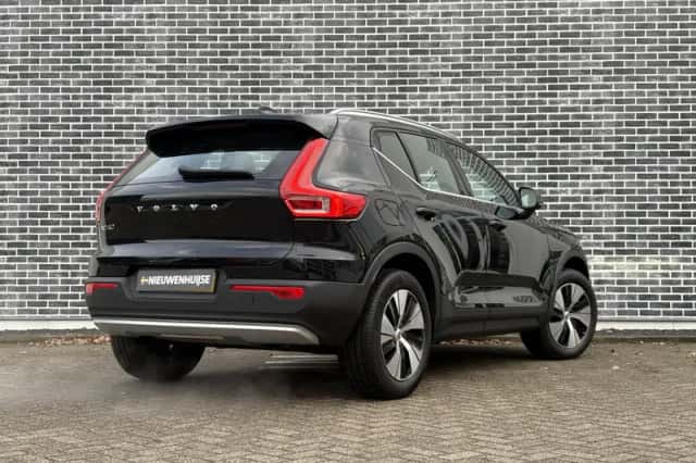 Volvo XC40 (2022) thumbnail 12