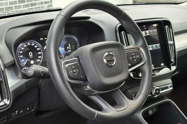 Volvo XC40 (2022) thumbnail 22