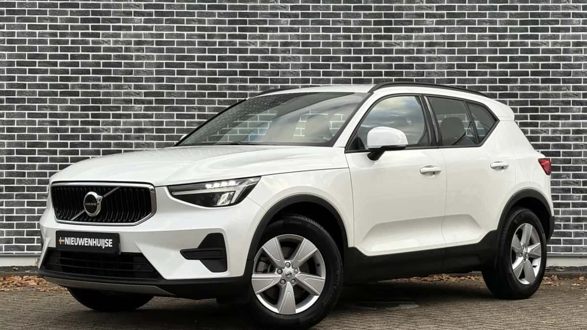 Volvo XC40 — foto 1